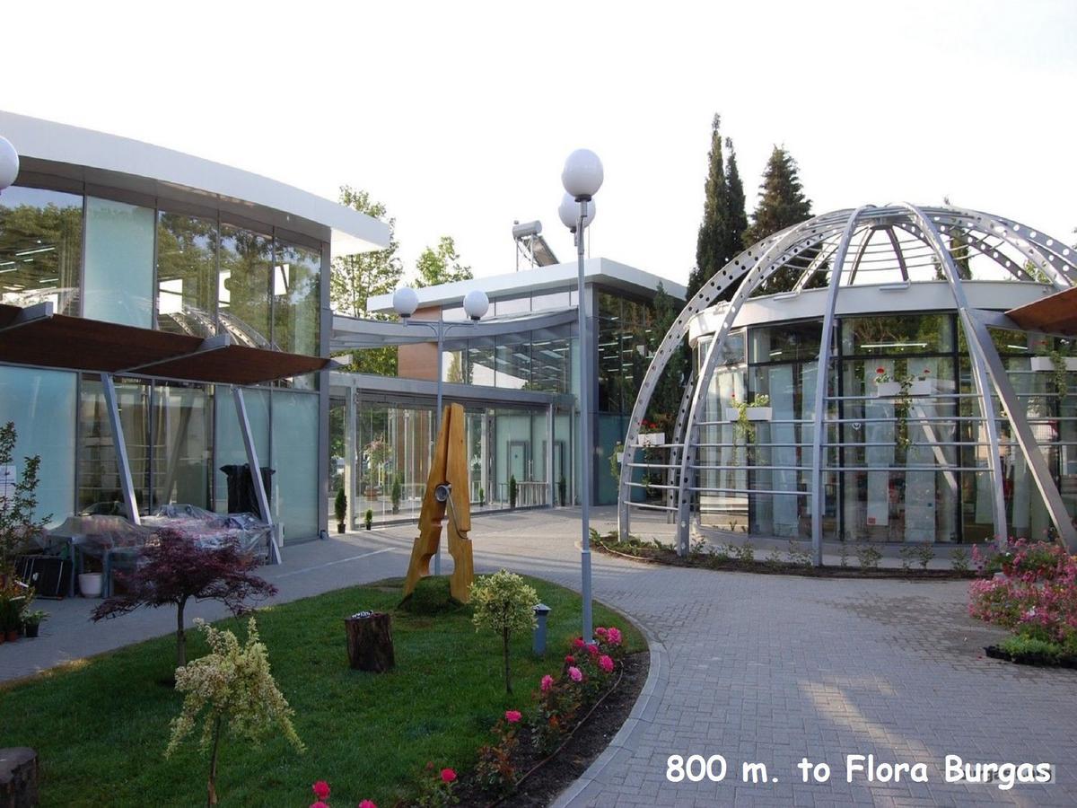4U Apartment - Gurko Burgas City Exterior foto
