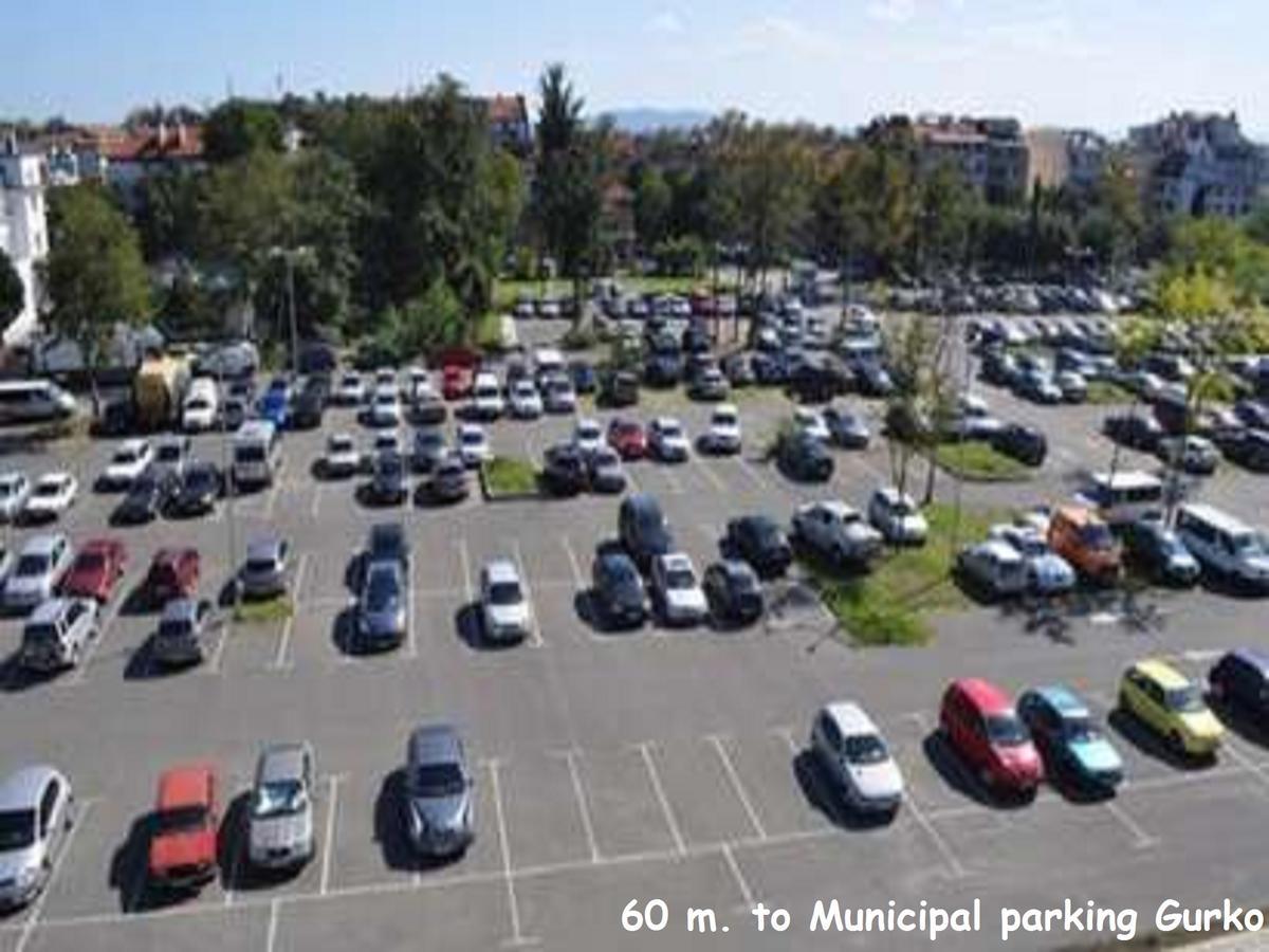 4U Apartment - Gurko Burgas City Exterior foto